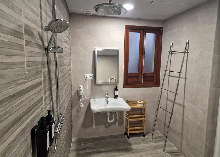 Apartment 1 Con Bano Privado Casa Siglo Xv Termas Romanas *